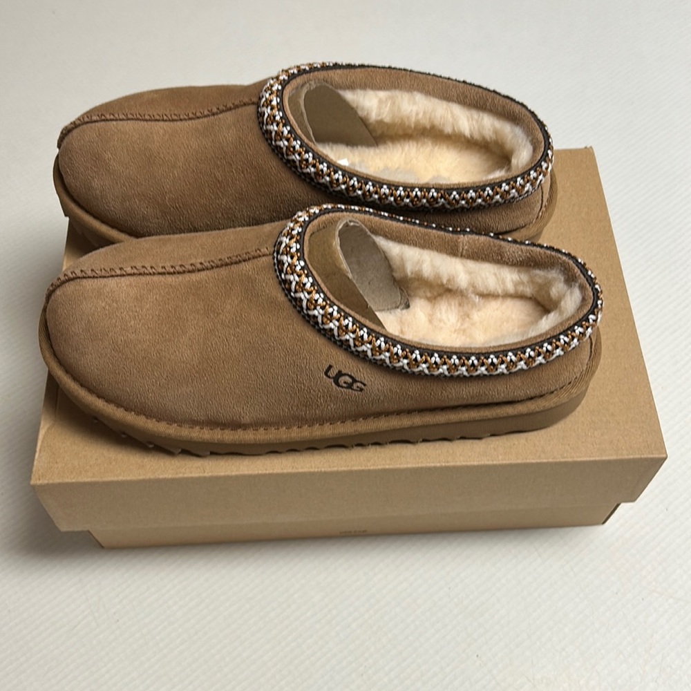 Ugg Tasman